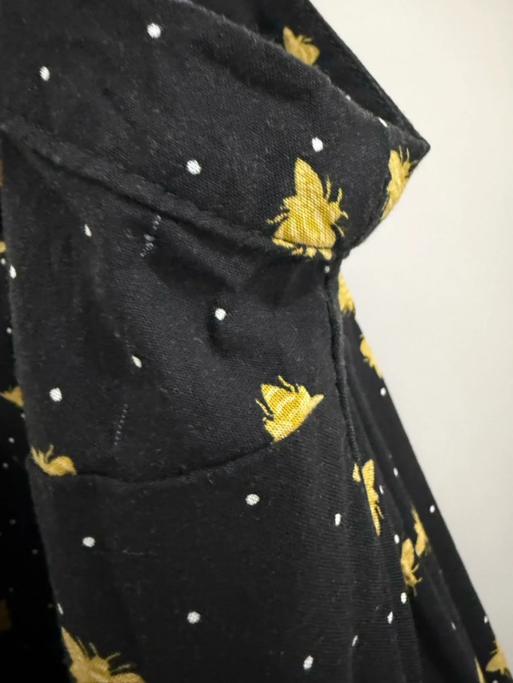 Torrid black lightweight dress w/ polka dot + bee pattern (fair) - Picture 6 of 12